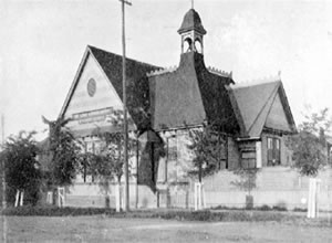 The kindergarten and primary school Victoria, ca 1900